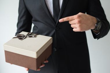 What a gift to give to a jurist or an attorney